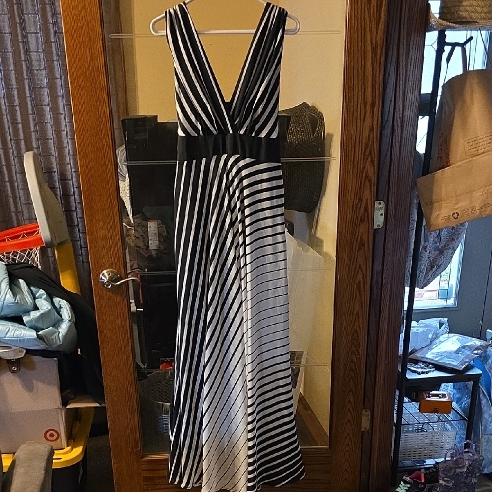 Chic Black and White Striped Maxi Dress